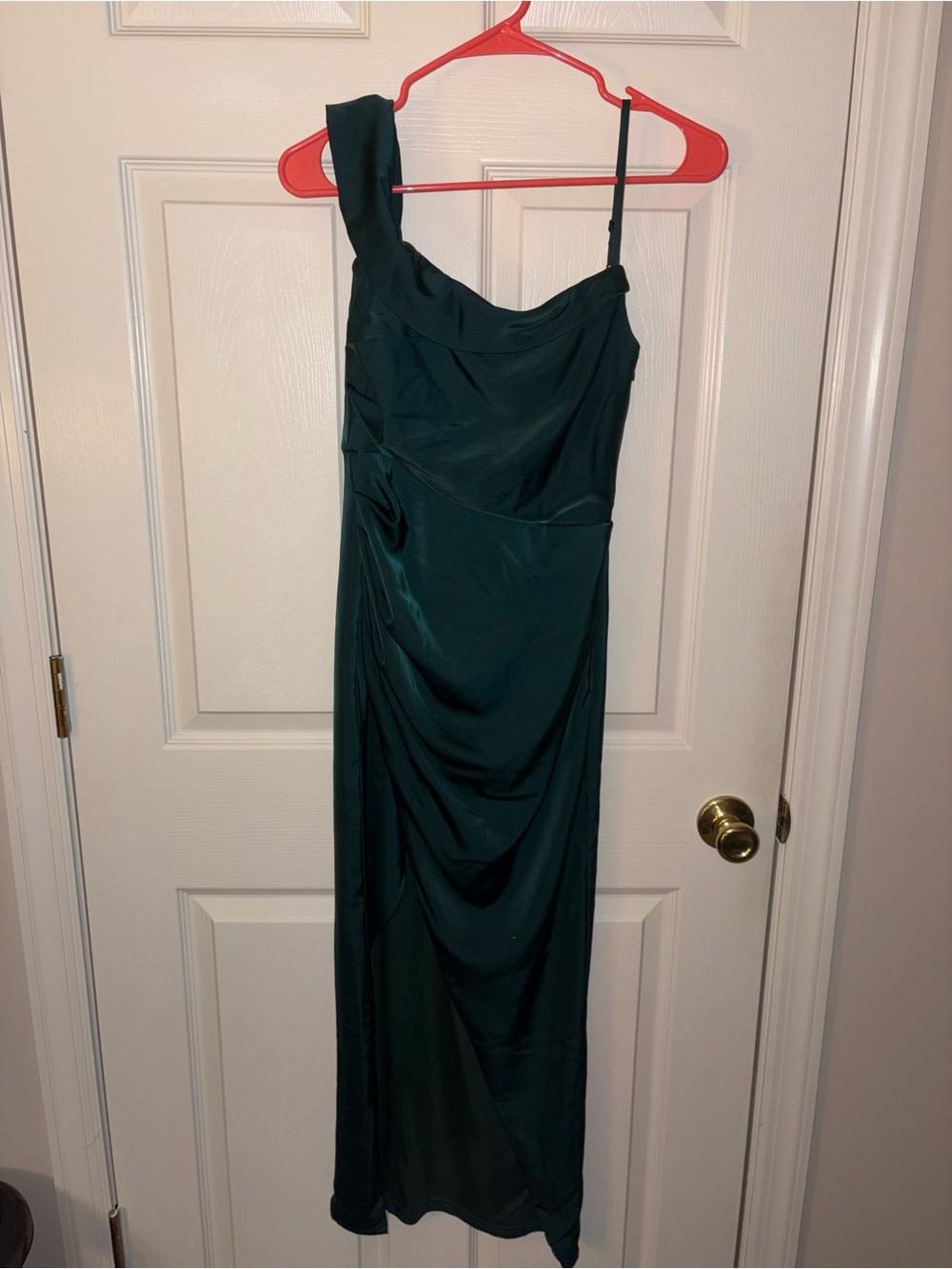 Lulu's One-Shoulder Emerald Green Evening Gown